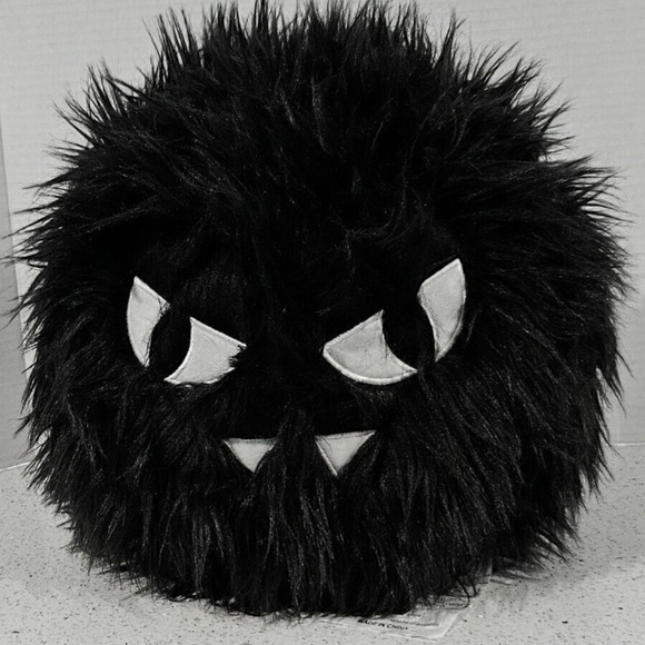 NWT Novogratz Halloween furry black monster pillow glow in the dark throw pillow - Picture 2 of 5
